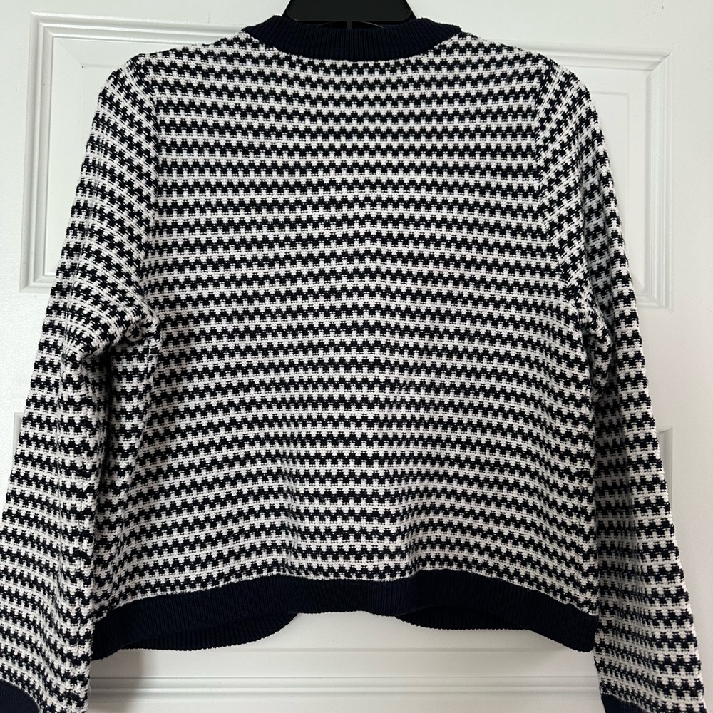 Navy and White Women's Sweater - Picture 5 of 5